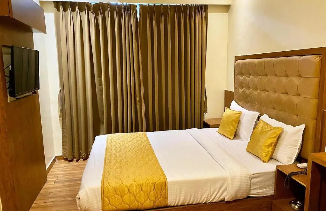 Hotel Palms Residency, Chembur Mumbai-1