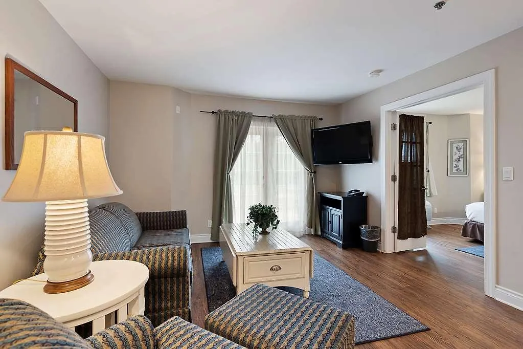 Charlevoix Inn & Suites Surestay Collection By Best Western-1