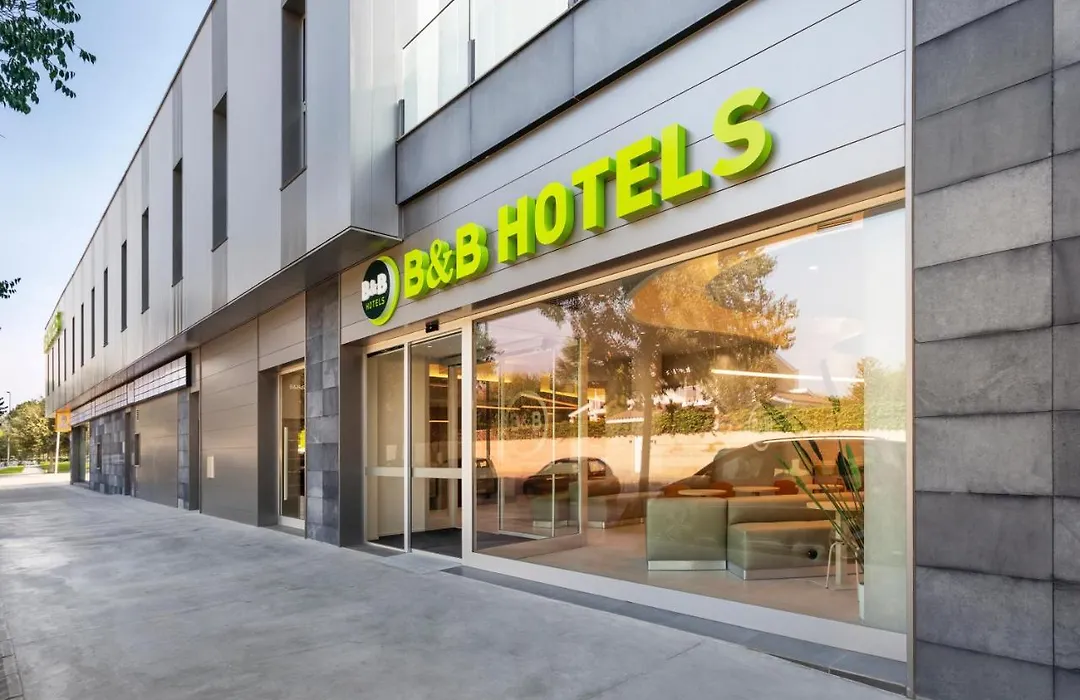 B&B Hotel Lleida-1