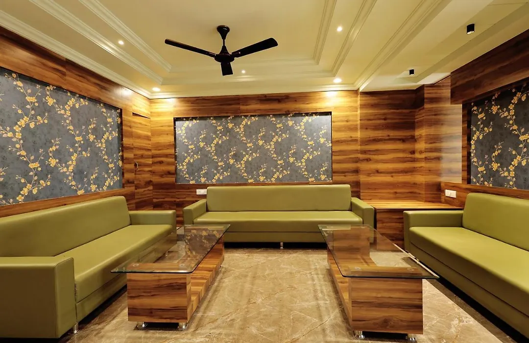 Hotel Sparkle Inn Just 400 Meters From Udaipur Railway Station-1
