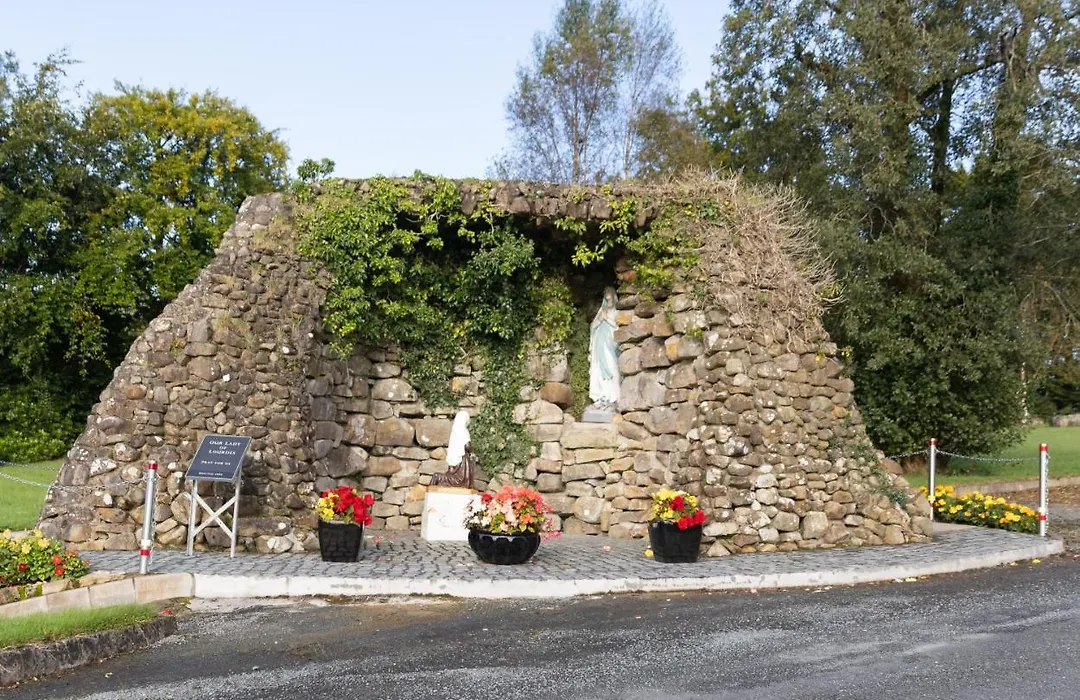 Sliabh Beagh Hotel-1
