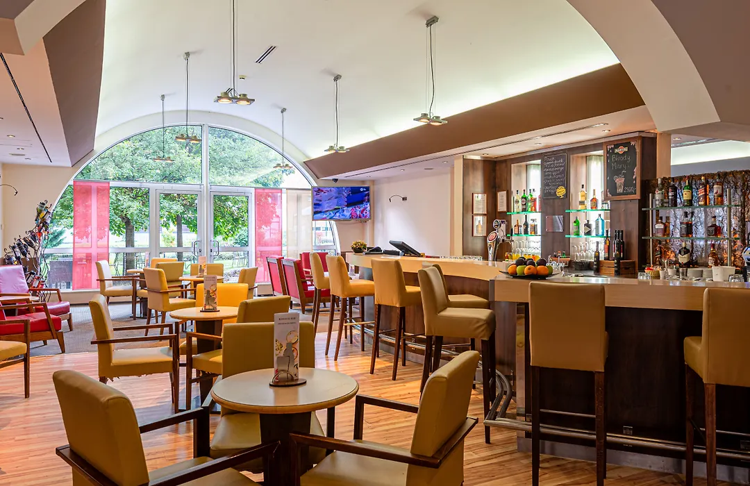Castrum Hotel Szekesfehervar-1
