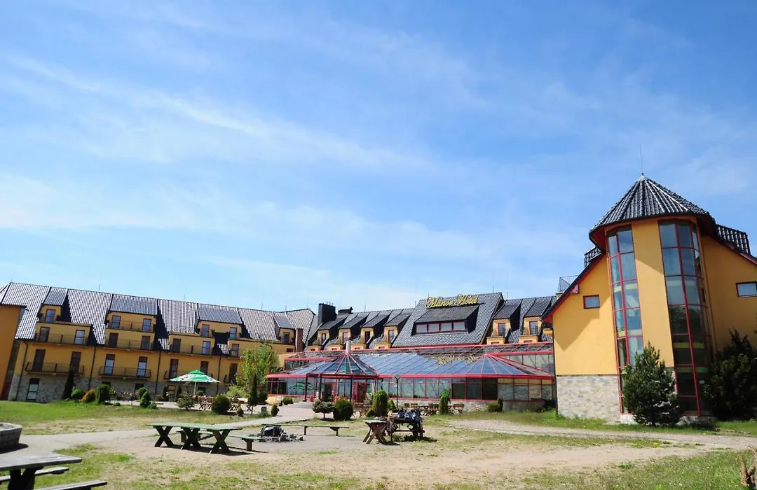 Manor Hotel-1