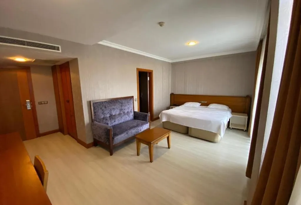 Green Mount Hotel-1
