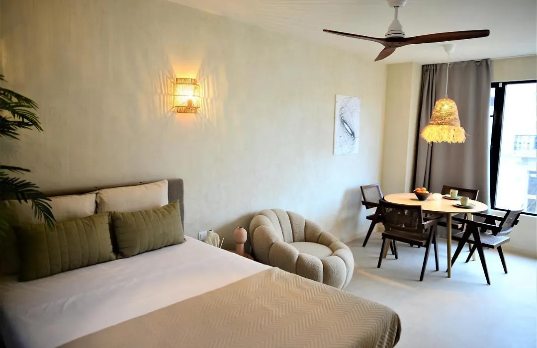 Kyoto Suites - Center Antwerp!-1