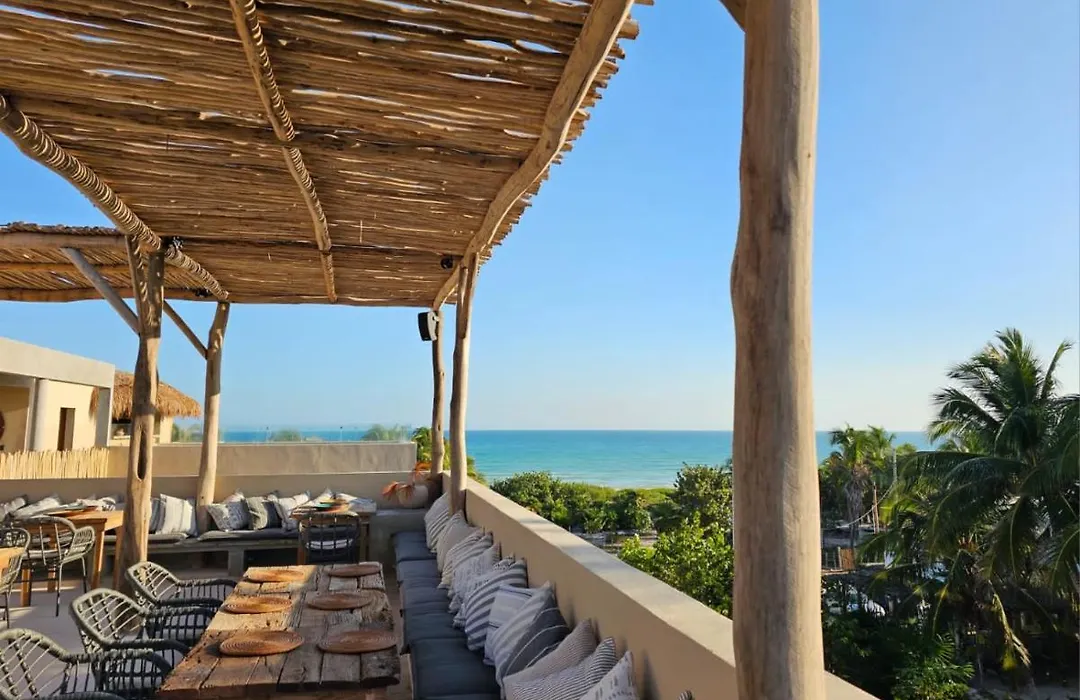 Dos Mares Barefoot Luxury-1