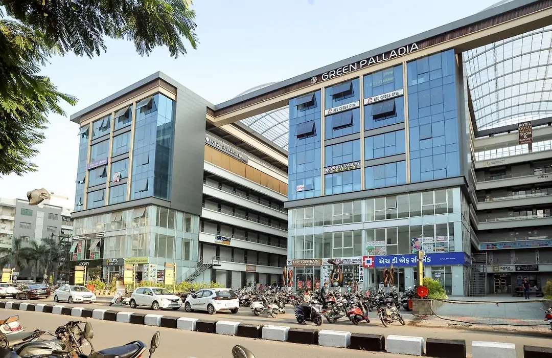 Hotel The Parker Inn By Kbnt Group-1