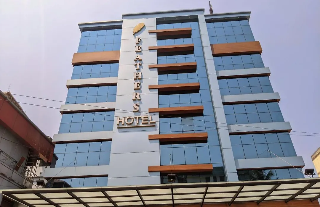 Hotel Feathers-1