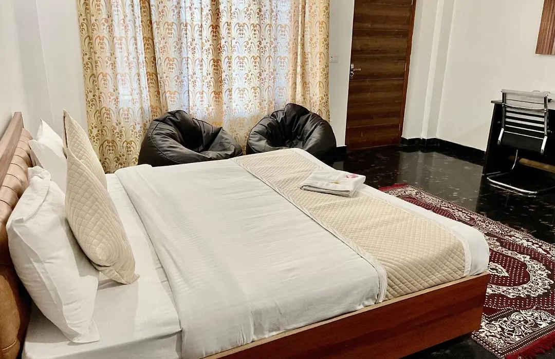 The Grand Suites 122-1