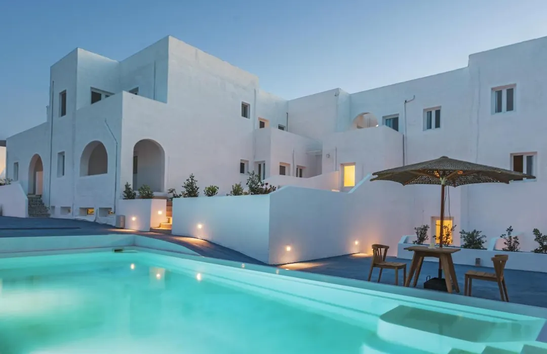 Voca Hotel & Suites-1