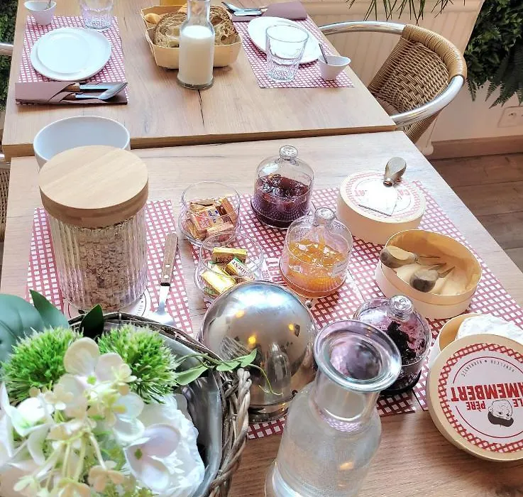 La Maison Pere Camembert-1