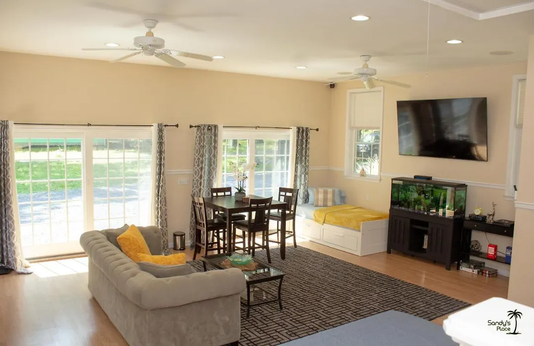 Sandy'S Place-1