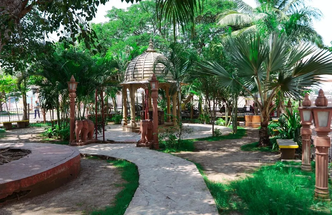Iskcon Pandharpur'S Chandrabhaga Guest House-1