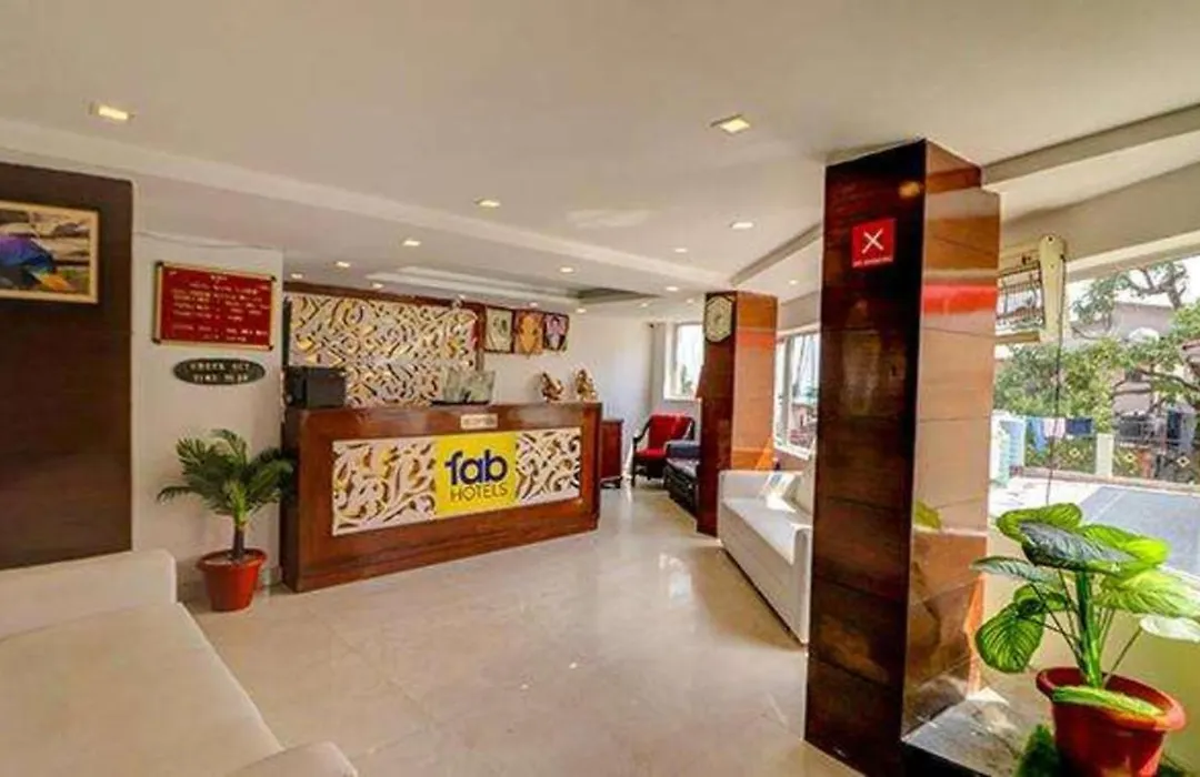 Fabhotel Stay Comfort Mall Road-1