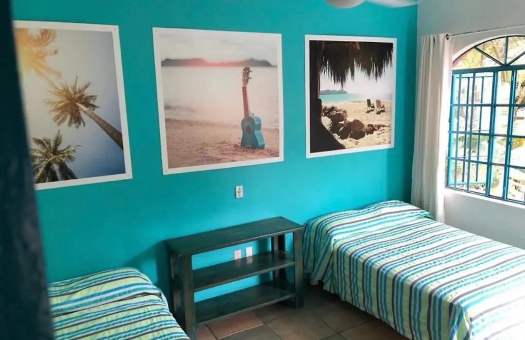Surf N Roll House-1
