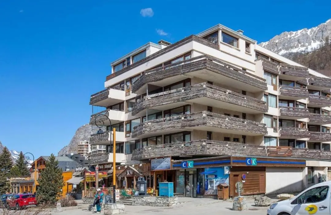 Appartement au centre de Val d'Isère-1