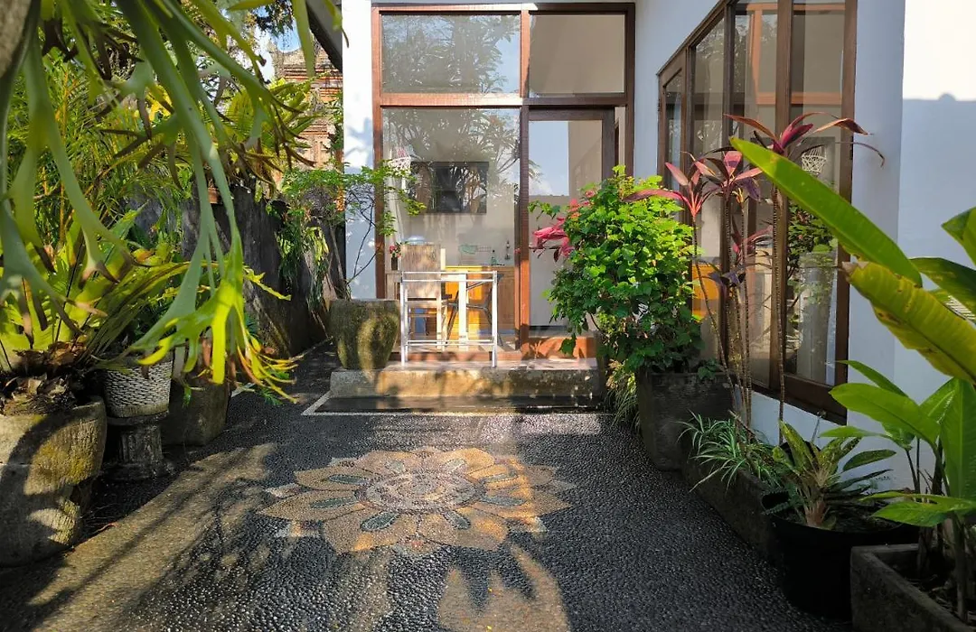 White Lotus House-1