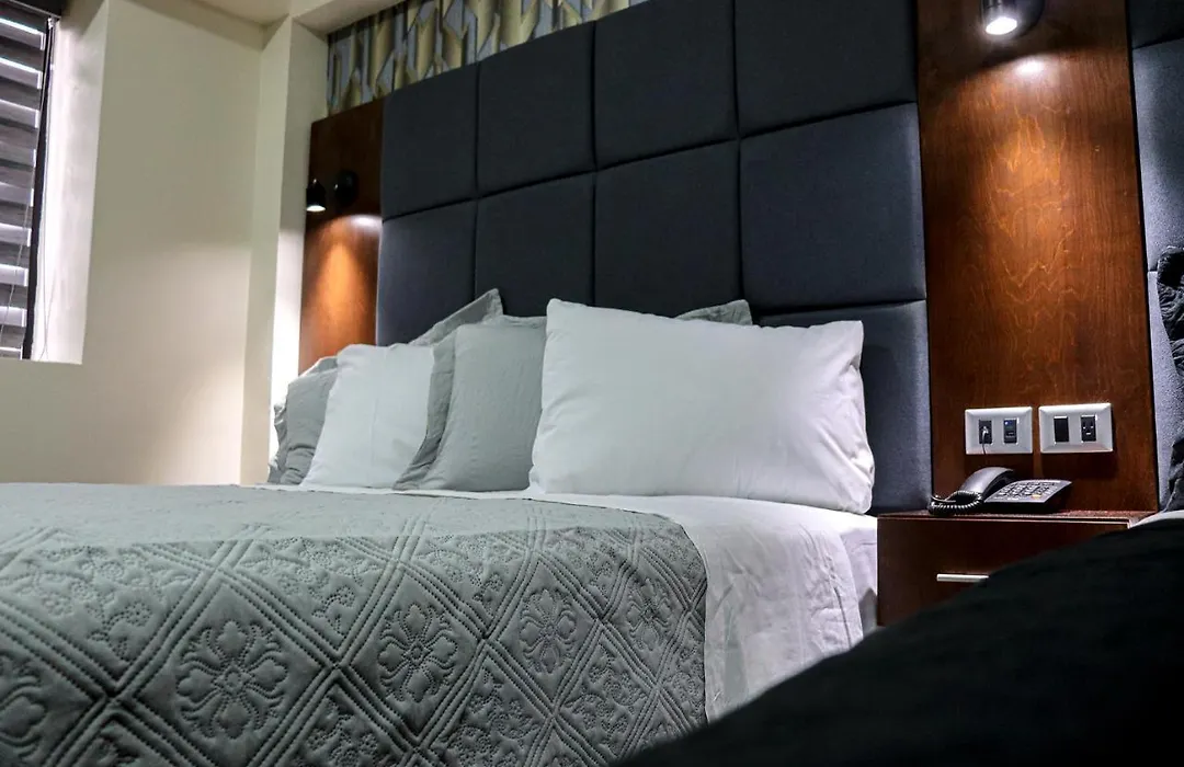 Hotel Mision 11-1