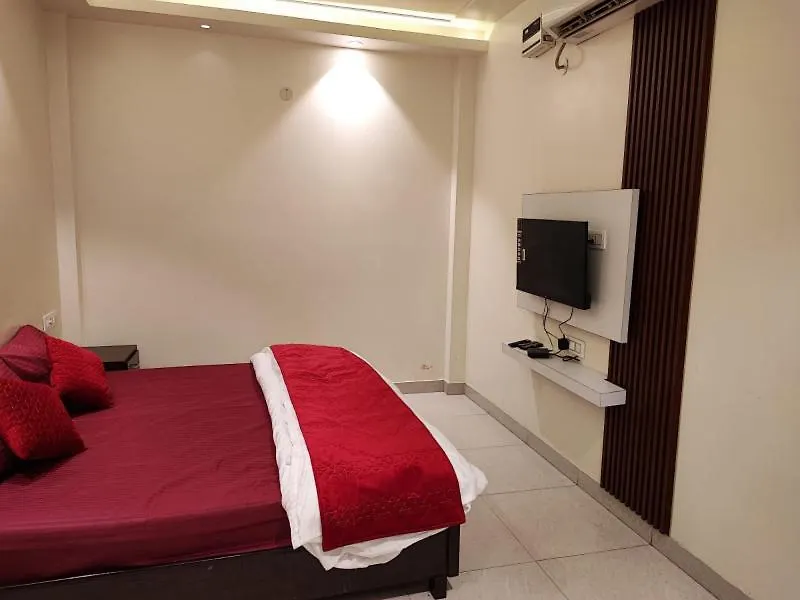 Sun Moon Residency And Apartments, Hotels In Rohini-1