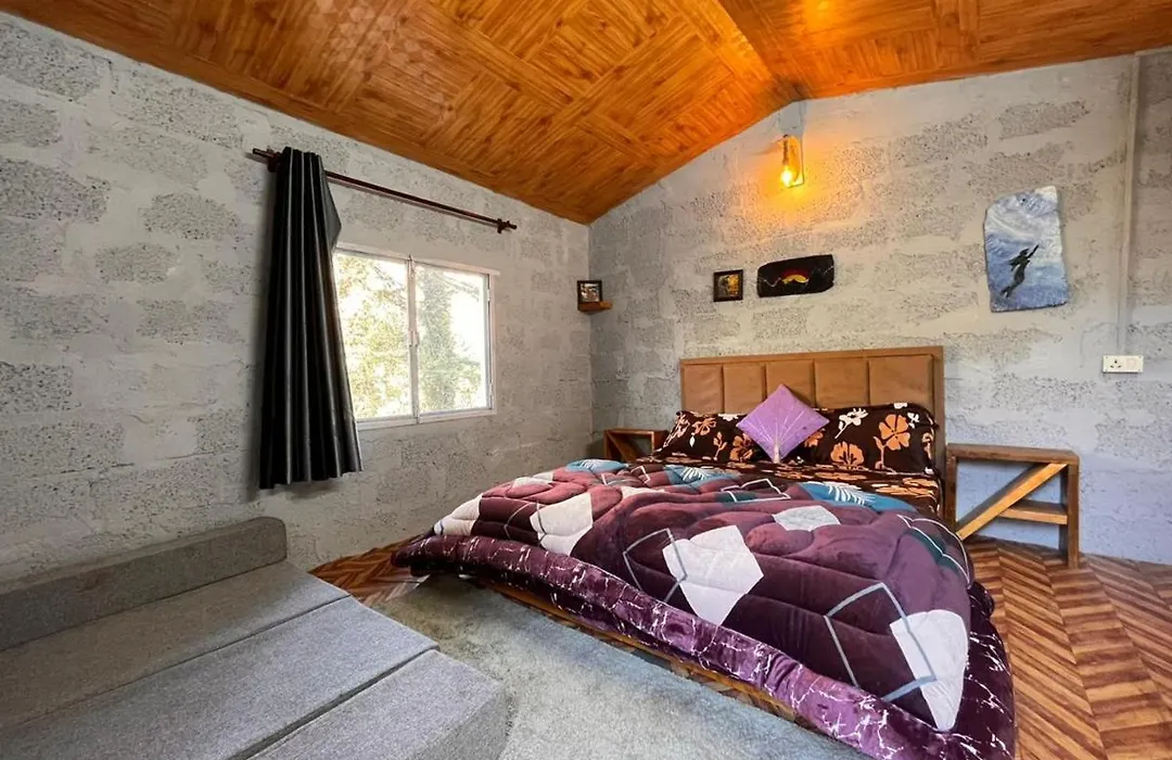 Kasol Jungle Retreat-1