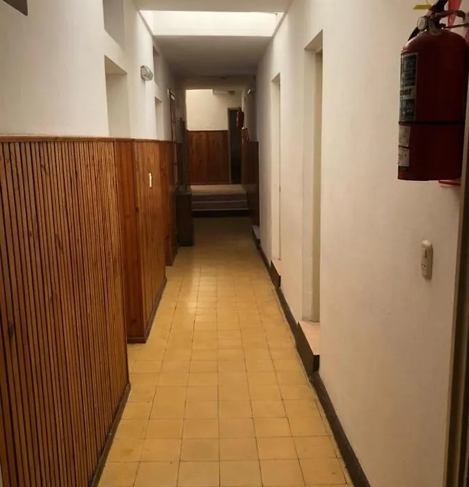 Hotel Familiar-1