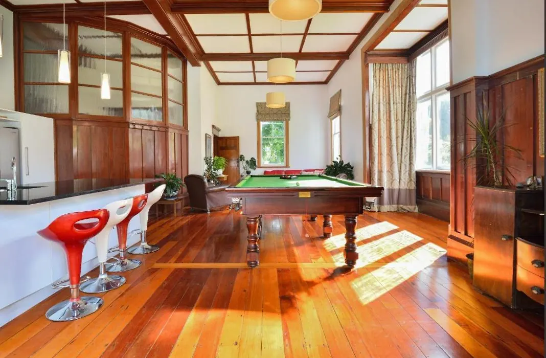 The Gisborne Club - Boutique Accommodation-1