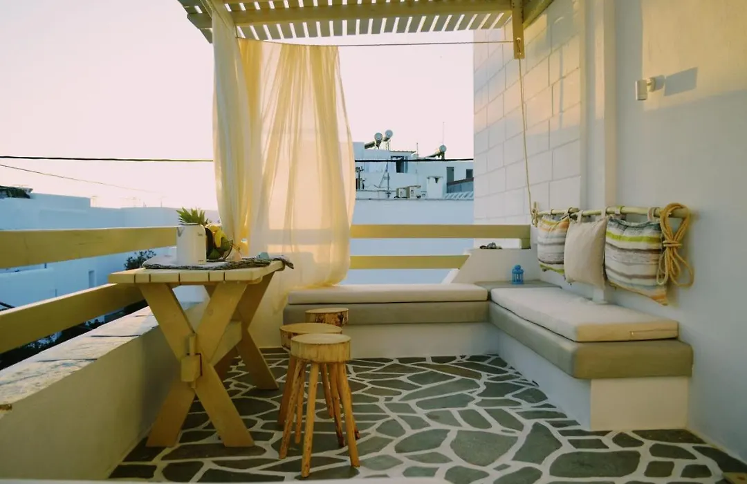 Blue Heart Luxury Suites-1