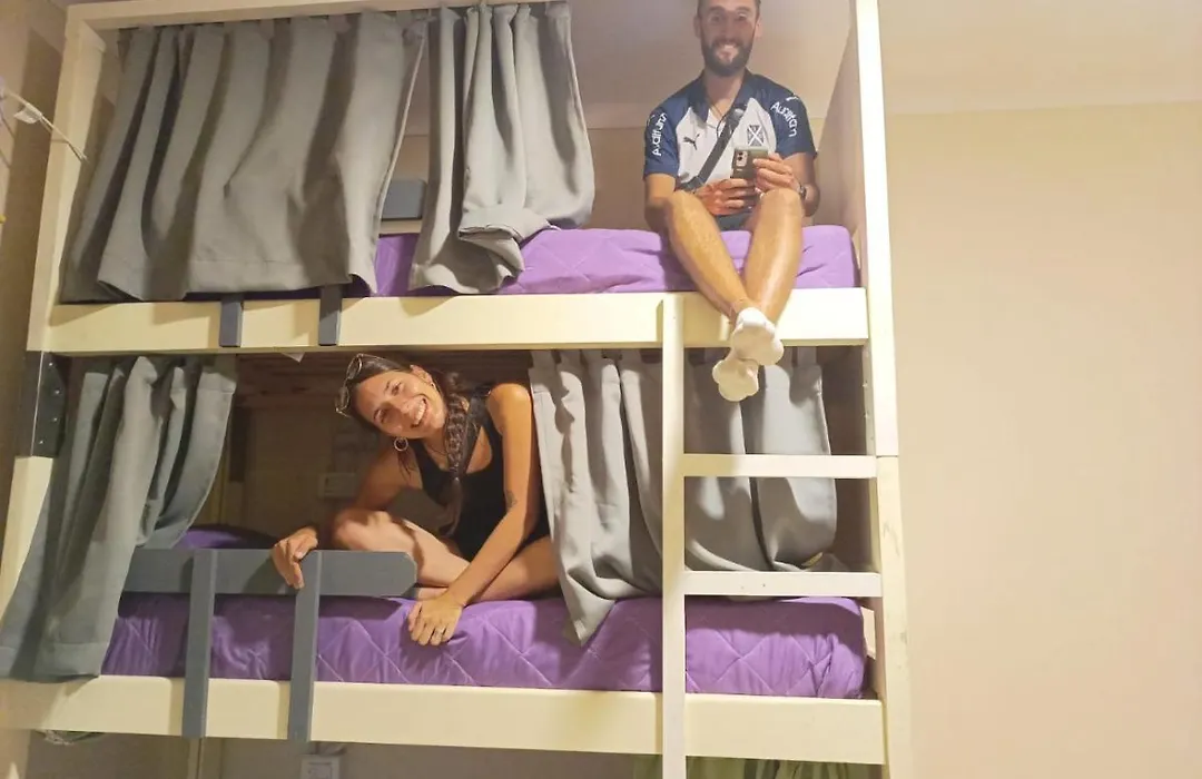 Privilegio Hostel-1