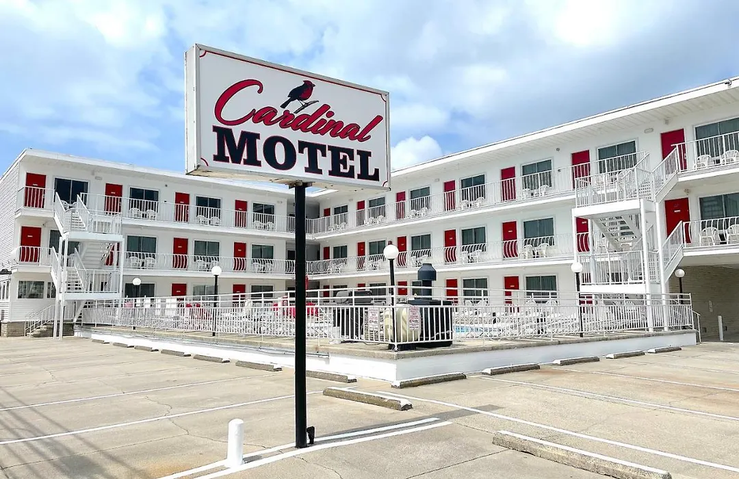 Cardinal Motel-1