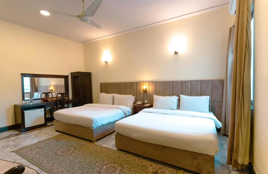 Renaissance Hotels-1