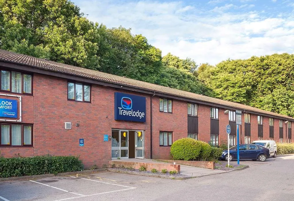 Travelodge Medway M2-1