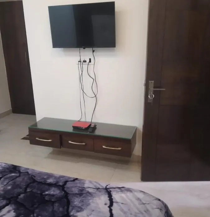 Hotel Uday Raj By Wb Inn-1