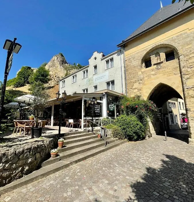 Hotel De La Ruine-1