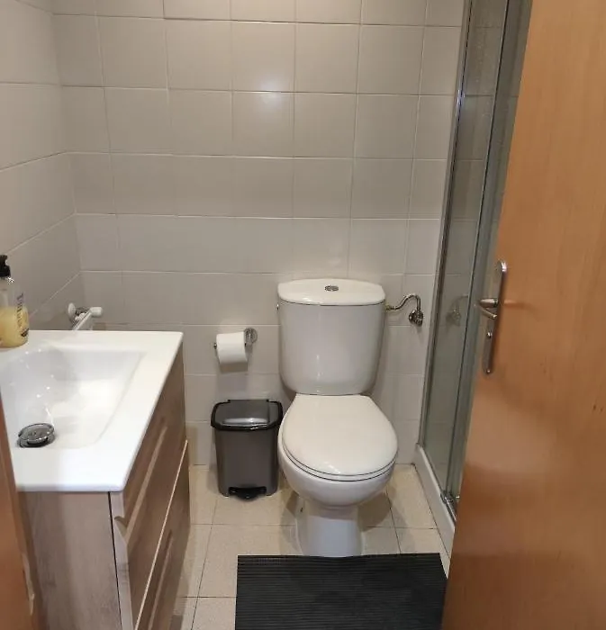 Fast Single Rooms-1