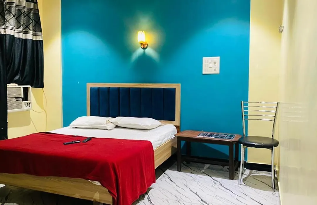 Shunty Lodging & Boarding-1
