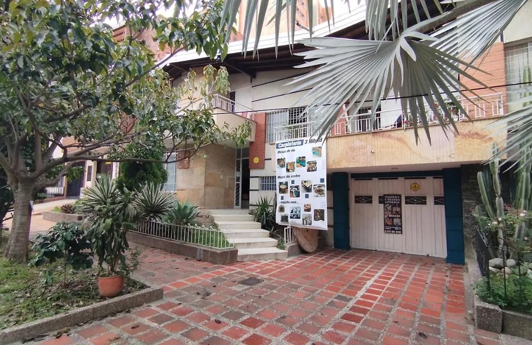 Casa Babylon-1