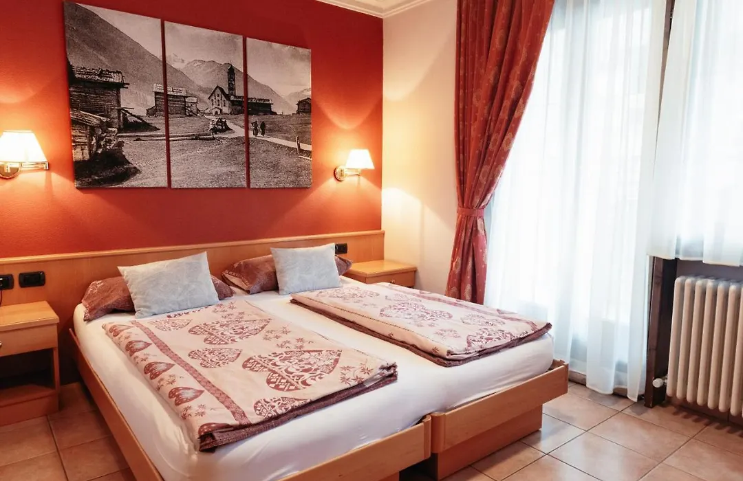 Hotel Garni Rin Da Rin-1