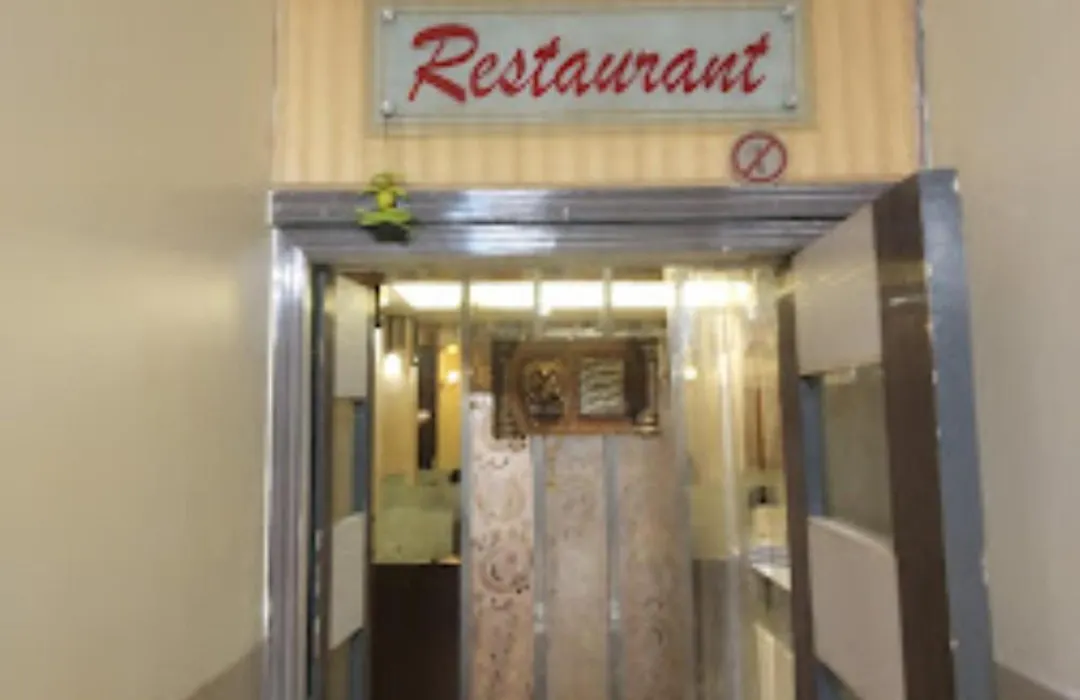 Hotel Radhika Place And City Palace, Parbhani-1