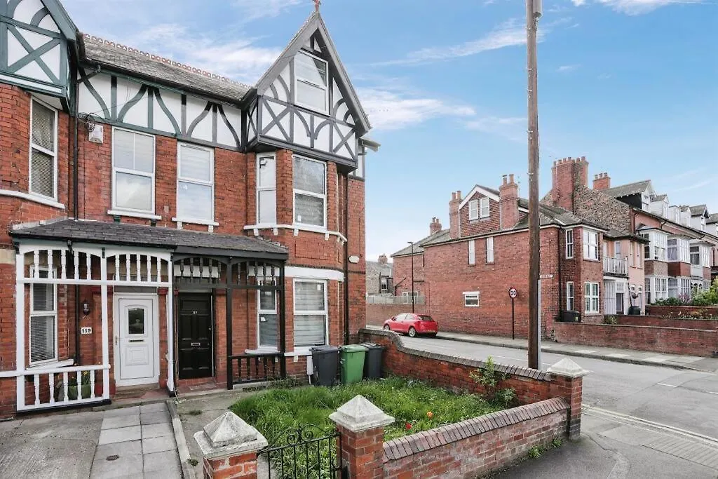 Carr Lane House-1
