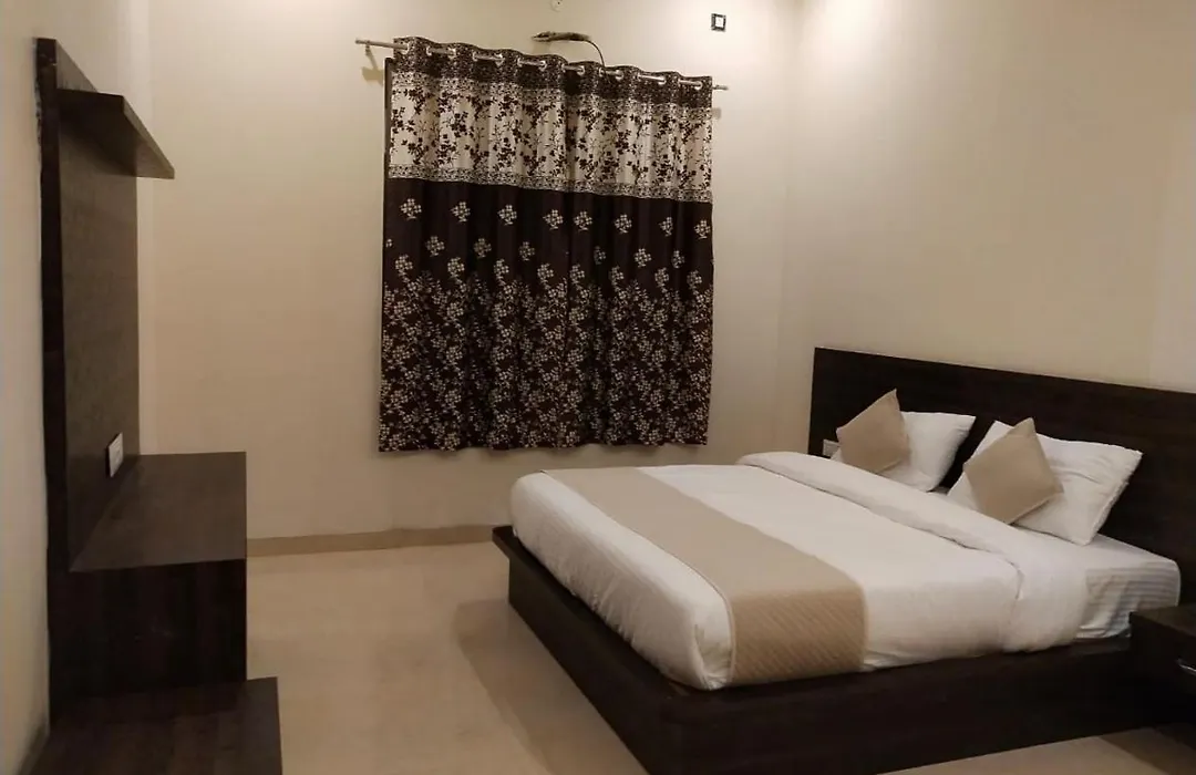 Red Berry Resort-1
