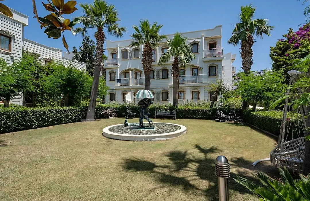 Golden Beach Resort & Spa-1
