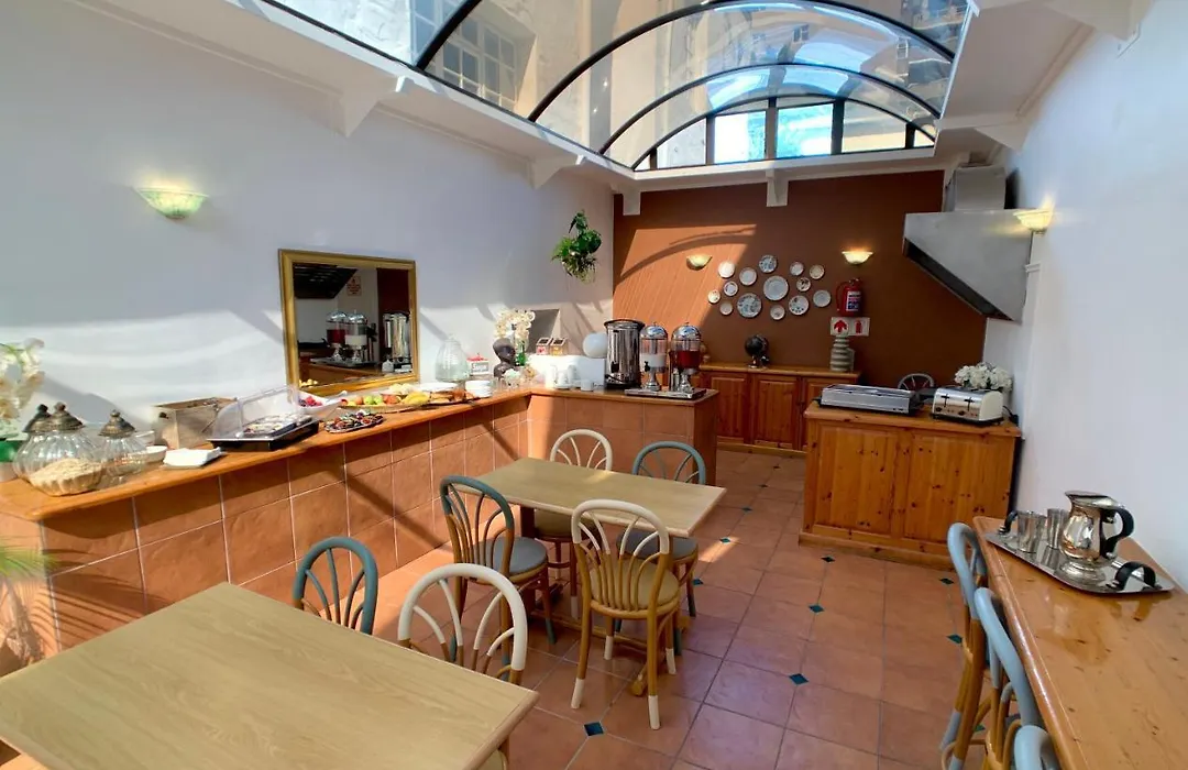 Dale Court Guest House-1