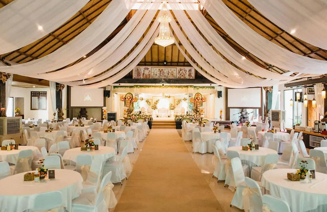 Prakerti Bhuana Hotel-1