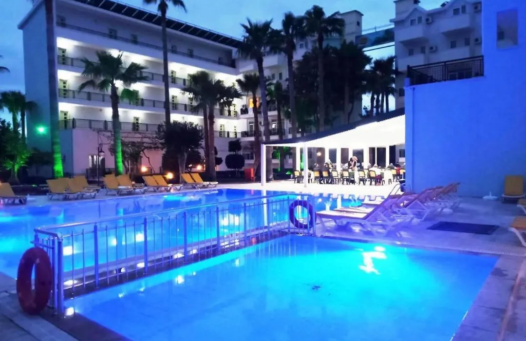 Malıbu Resort-1