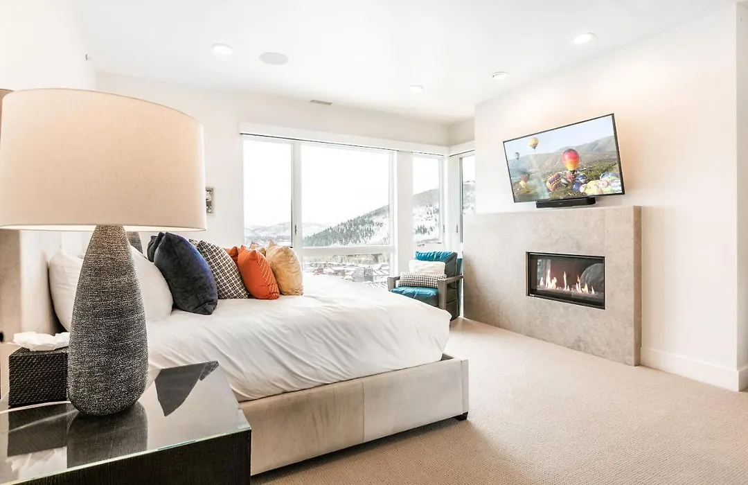 Apex Residence By All Seasons Resort Lodging-1