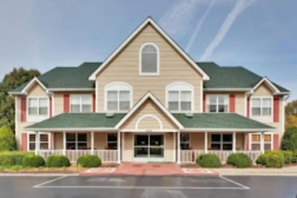 Radiant Inn And Suites-1