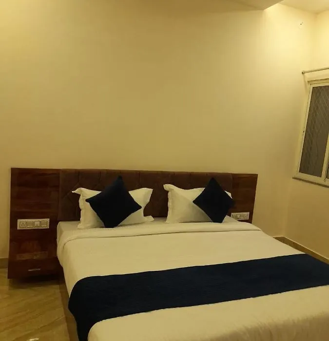 Hotel Padmashree-1