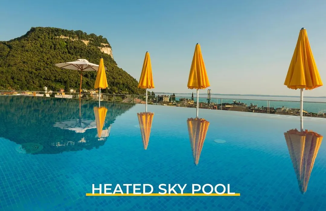Sky Pool Hotel Sole Garda-1