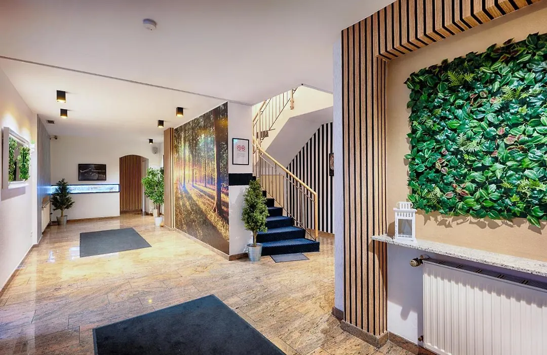 Home Hotel-1