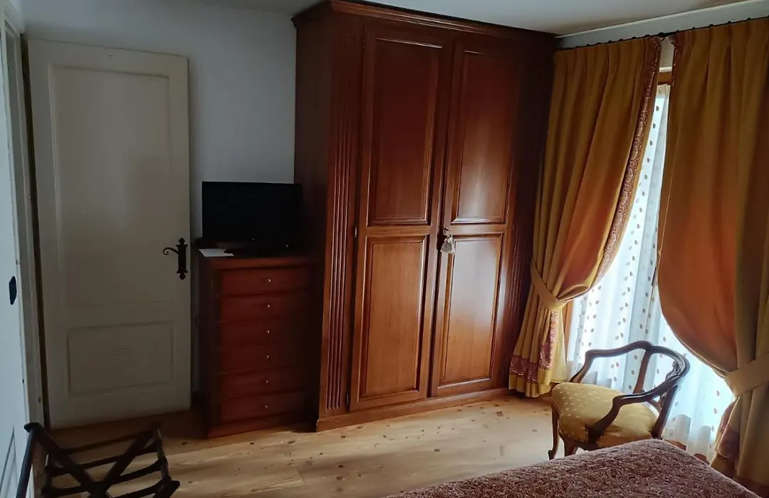 Hotel Lo Campagnar-1
